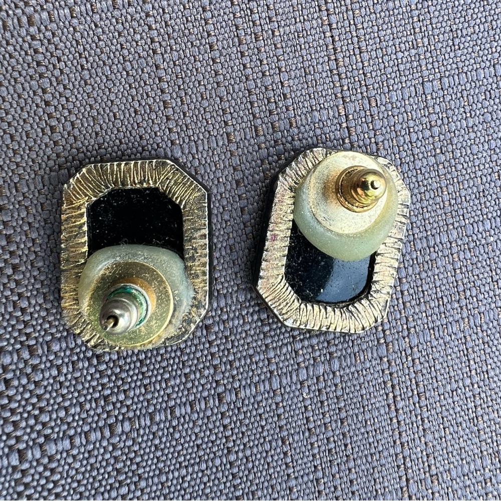 Vintage Black And Silvertone Rectangular Earrings. - image 2